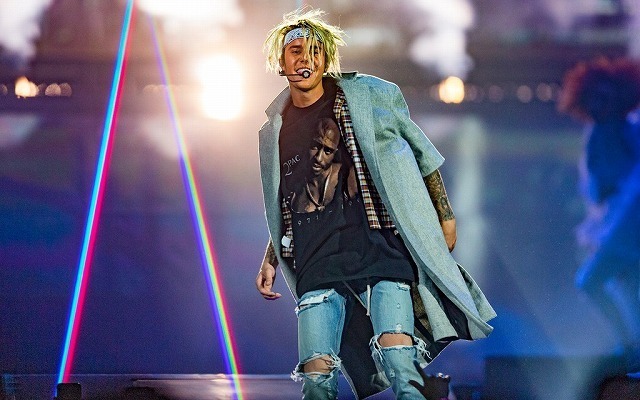 Justin-Bieber-2016-Style-Purpose-World-Tour-Los-Angeles-001-e1458665125864.jpg