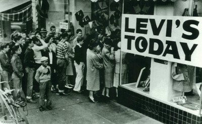 Levis-Today-shop-400x246.jpg