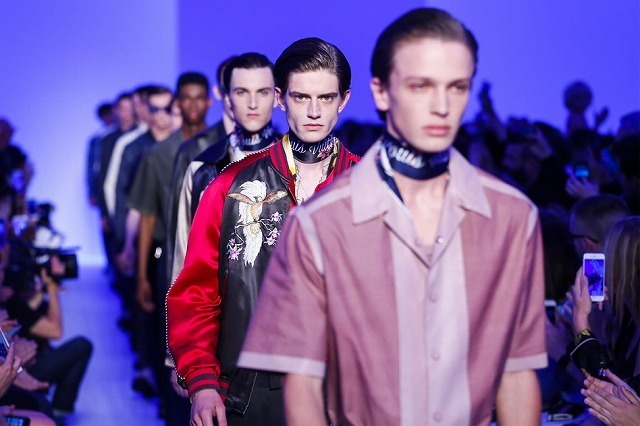 Louis-Vuitton-Menswear-SS16-Paris-5735-1435243928-mediumbigthumb-zoom.jpg
