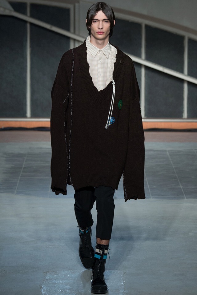 RAF_SIMONS_2016_17AW_Men_s_Collection_runway_gallery-9.jpg