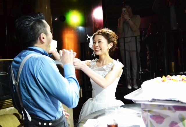 結婚パーティー