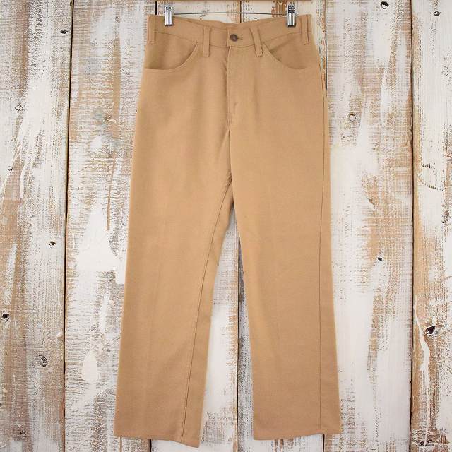 levis sta prest