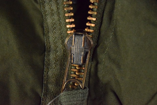 70年代 70s アメリカ軍 米軍 フィッシュテールパーカー カーキ