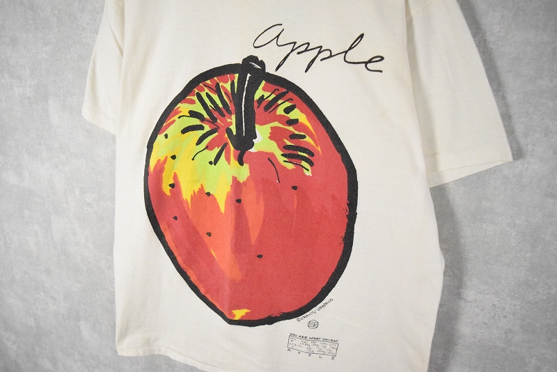 90's GRAVITY GRAPHICS USA製 "apple" フルーツイラストTシャツ