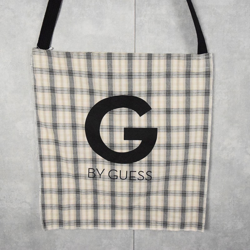 GUESS バック