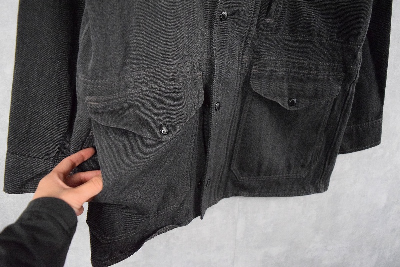 Filson best sale weekender jacket