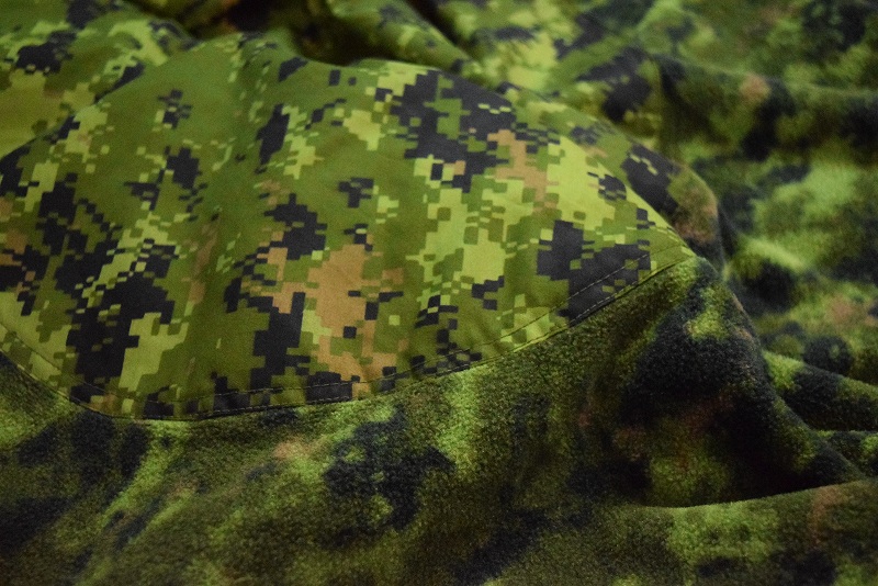 生まれのブランドで 2000s 2000年代 カナダ軍 カナディアン ミリタリー デジカモ その他