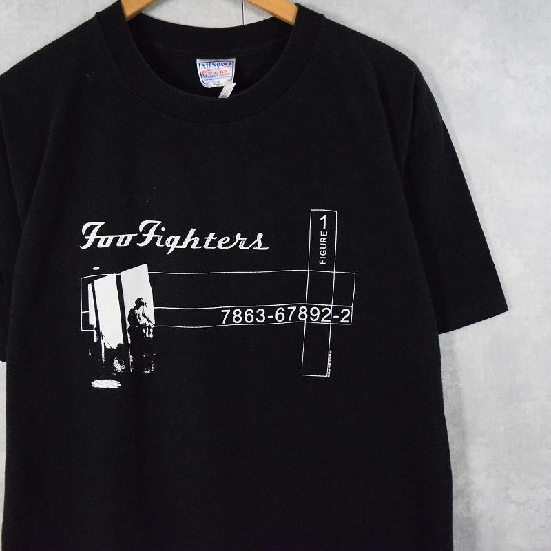FOO FIGHTERS 2011年バンT黒サイズ表記M美品 ミュージシャン