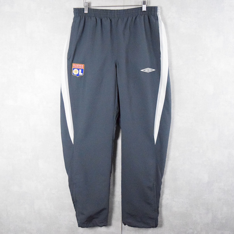 00s umbro デサント製ゴールドダイヤサイドテープトラックパンツ