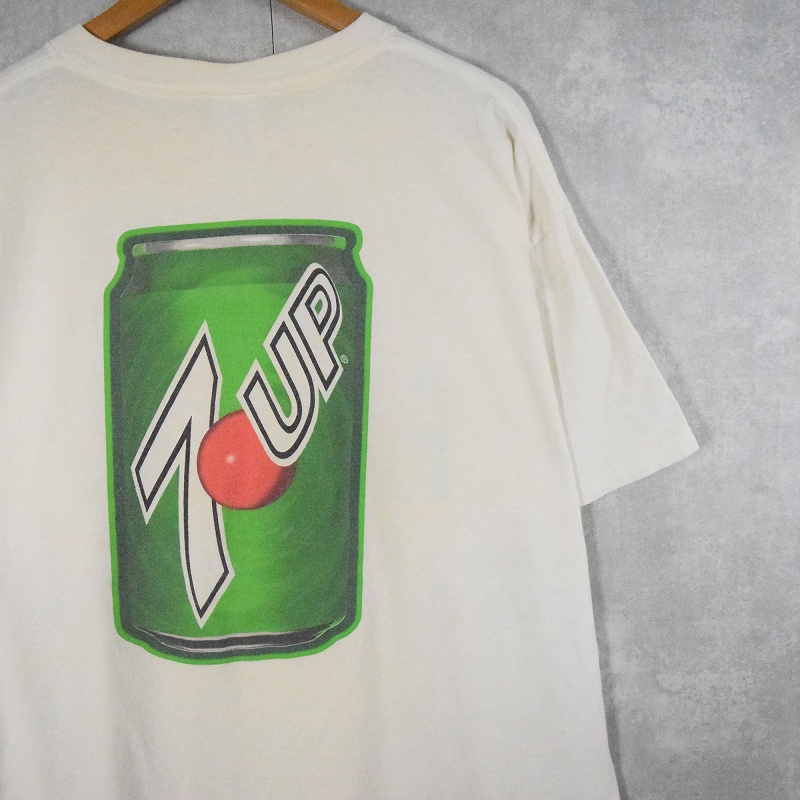 7UP 