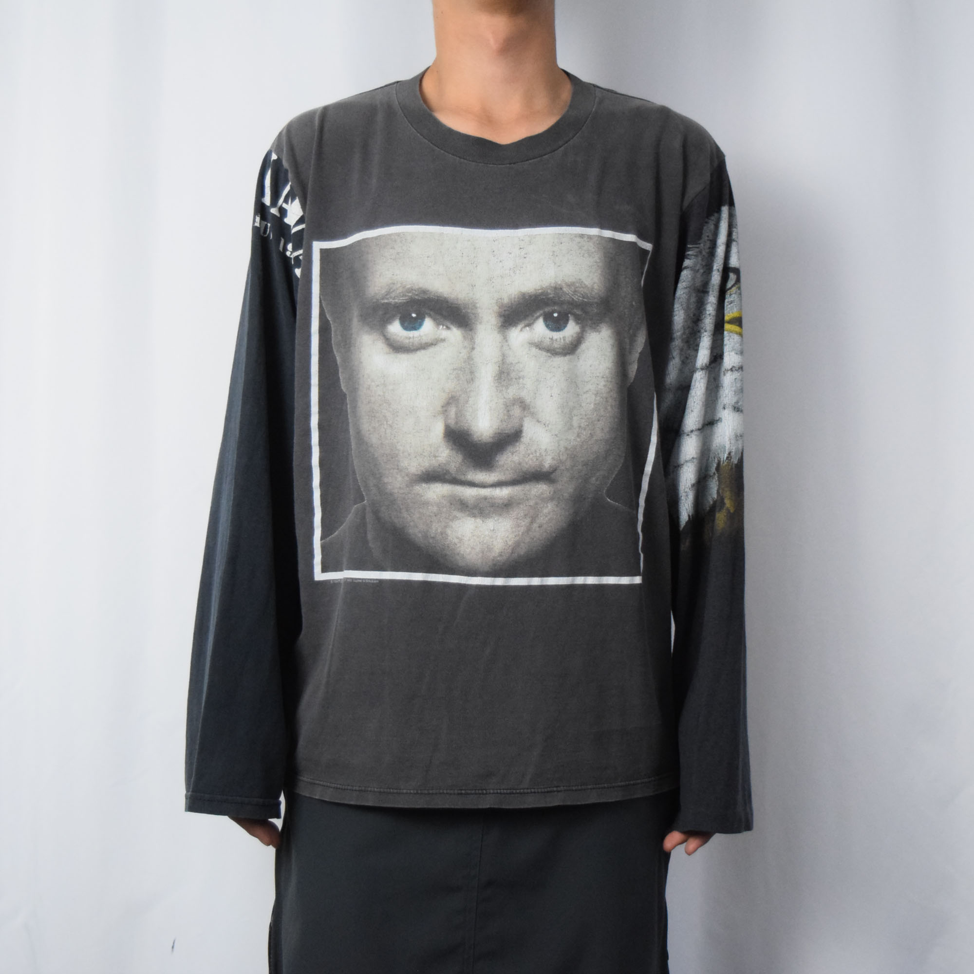 90s 90年代 フィルコリンズ アメリカ製 長袖Tシャツ グレー 墨黒 ブラック アーティスト 袖プリント 動物 アニマル 鳥 鷲 鷹 プリント |ヴインテージ古着屋Feeet 通販 名古屋 大須 メンズ