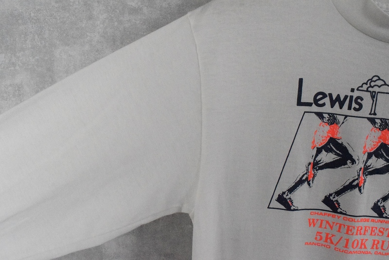 90s 90年代 Lewis Homes マラソン アメリカ製 白 ホワイト 長袖Tシャツ| ビンテージ古着屋Feeet 通販 名古屋 大須 メンズ