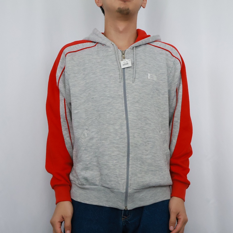 当店だけの限定モデル ナイキ 赤 グレー スウェットジャケット ジャージ | ビンテージ パーカ
