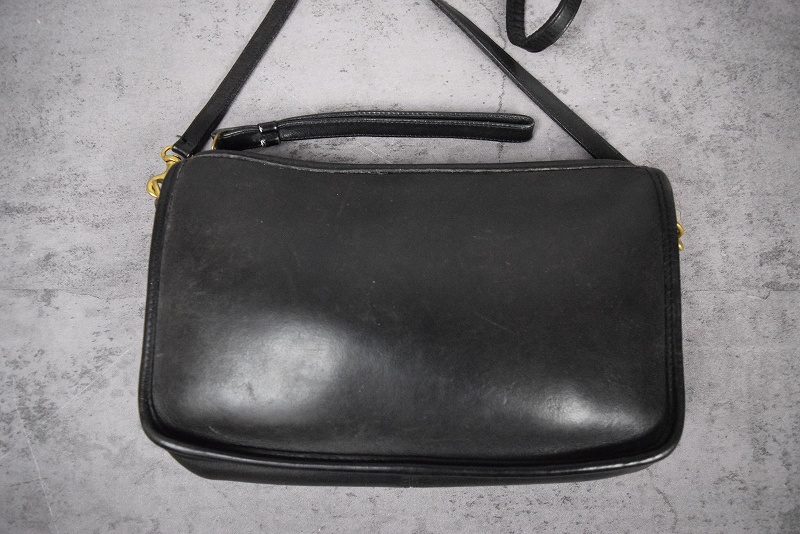 90's COACH USA製 レザーショルダーバッグ BLACK