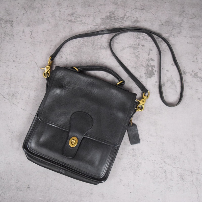 80's COACH USA製 レザーショルダーバッグ BLACK