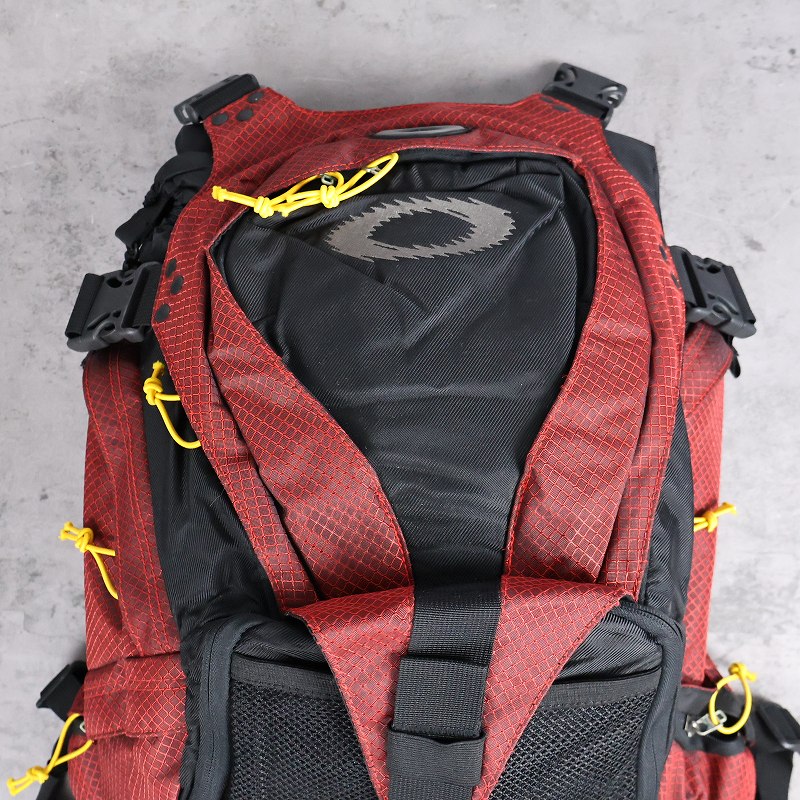 OAKLEY (オークリー) バックパック リュックサック 防水 バッグ